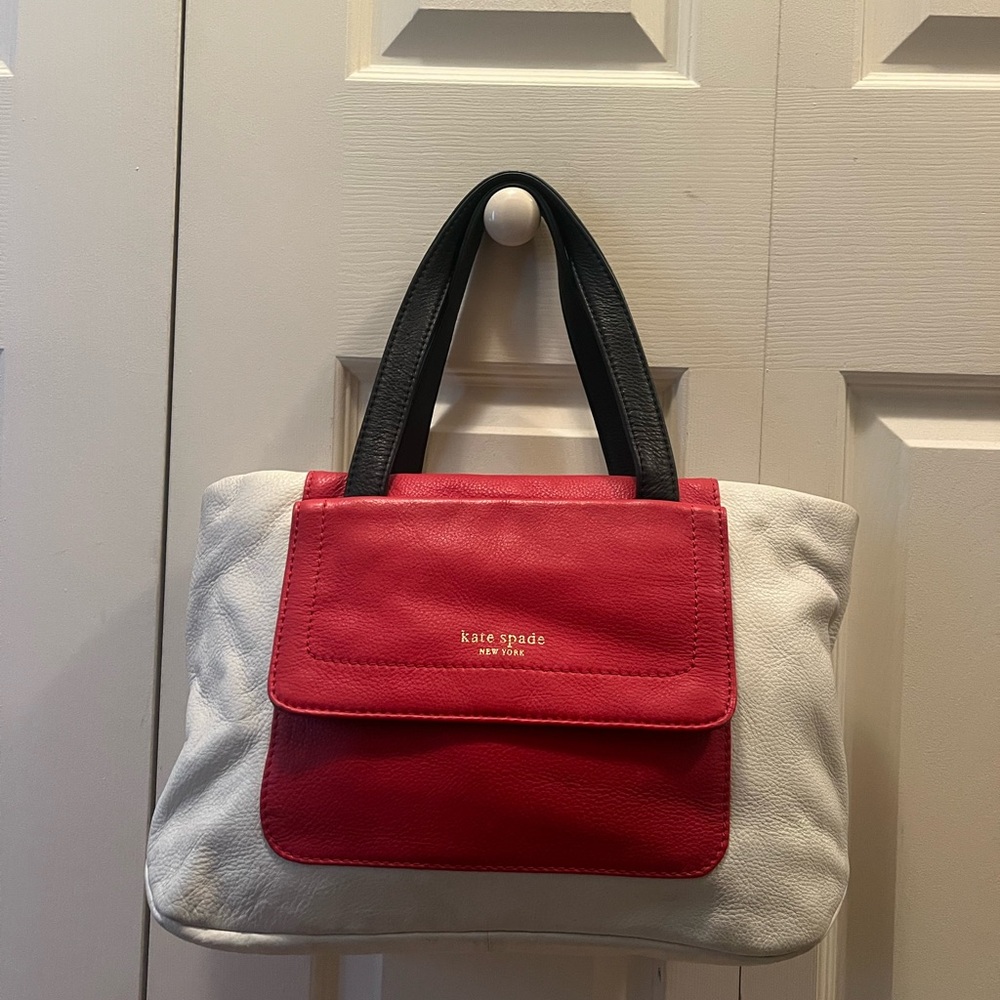 Kate Spade Red and White Tote Bag with Layered Design